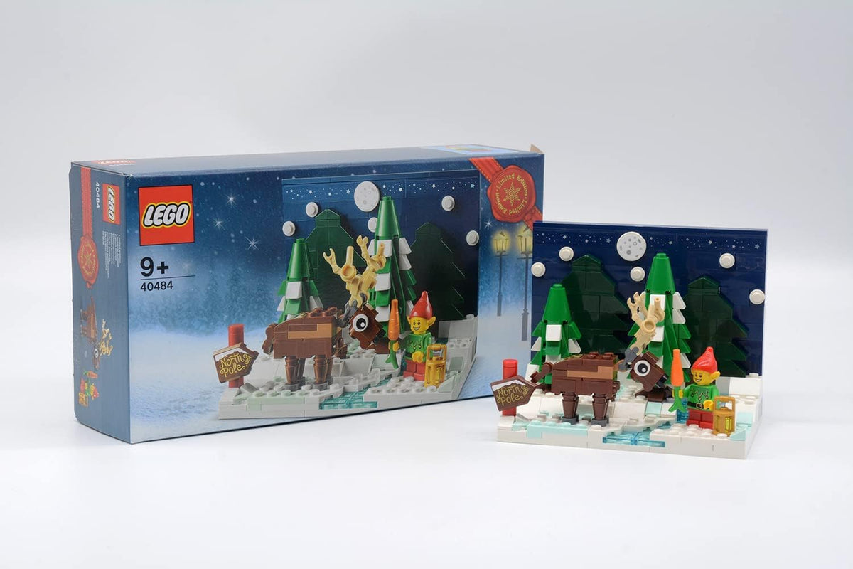 LEGO 40484 Santa's Front Yard 2021 Edition Christmas SetAge 9+ - image 2