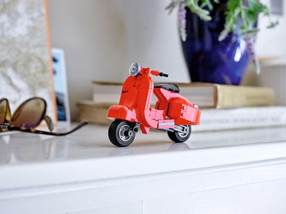 LEGO Creator Vespa Mini Moped Set 40517 - image 2
