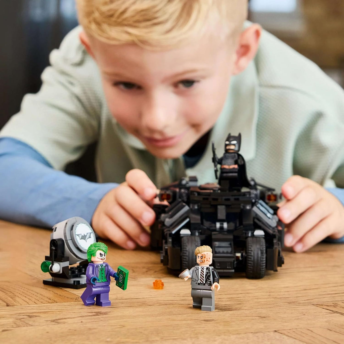 LEGO DC Batman: Batman Tumbler vs. Two-Face & The Joker - image 5