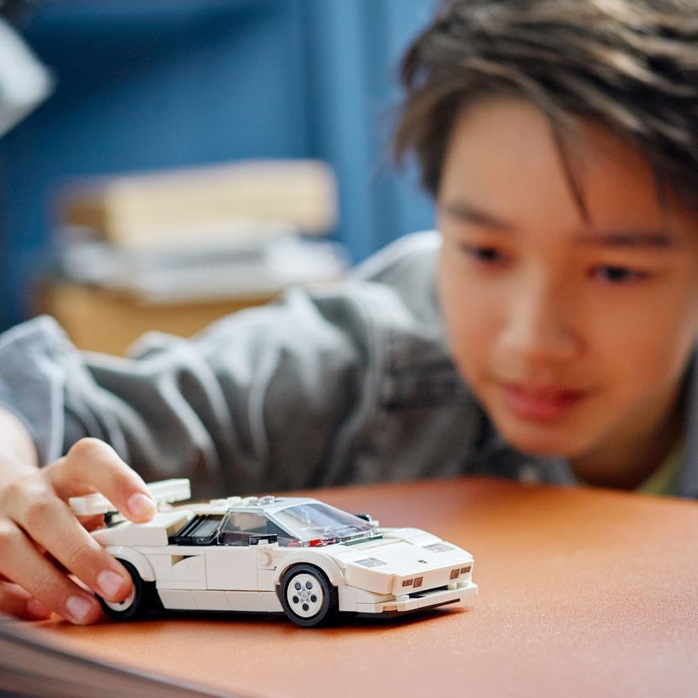 LEGO Speed Champions Lamborghini Countach - image 6