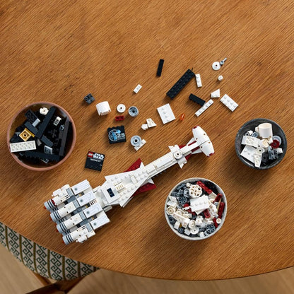 LEGO Star Wars Tantive IV - image 6
