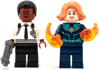 LEGO Super Heroes Captain Marvel and Nick Fury Polybag Set 30453 - image 4