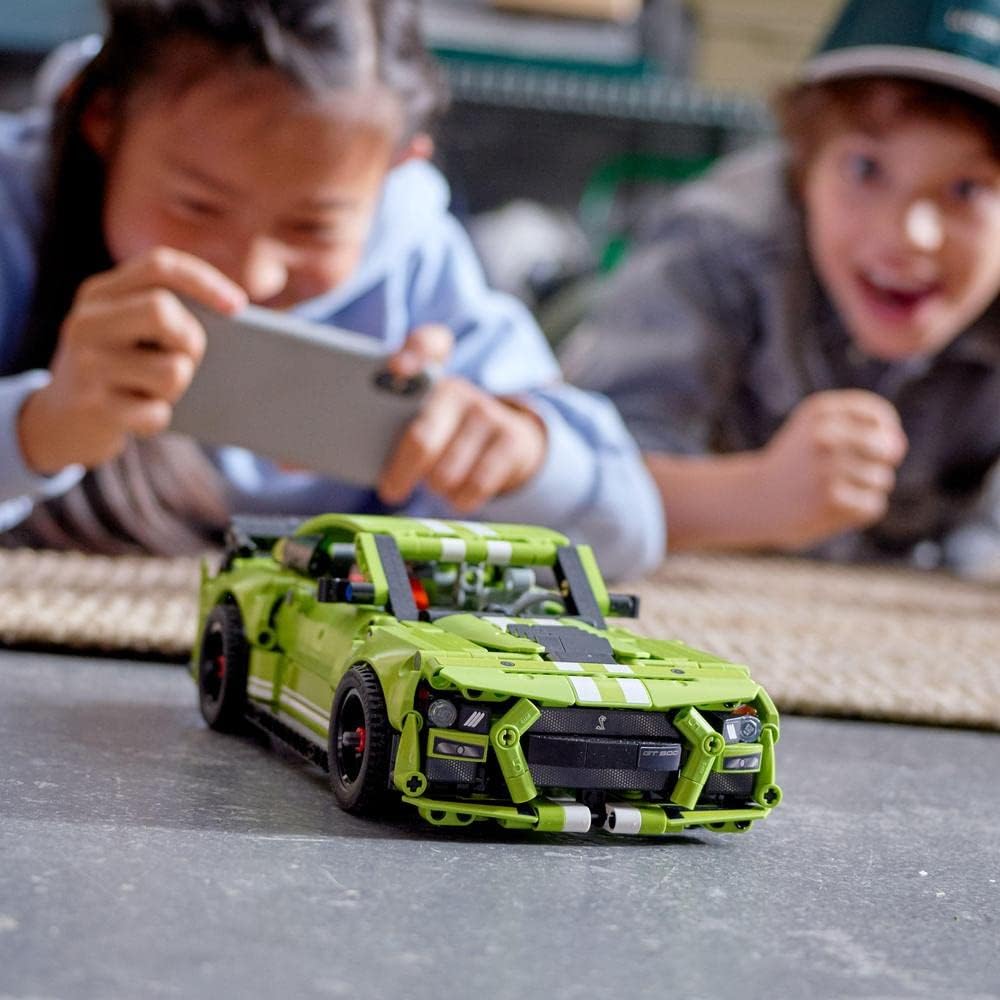 LEGO Technic Ford Mustang Shelby GT500 Set - image 3