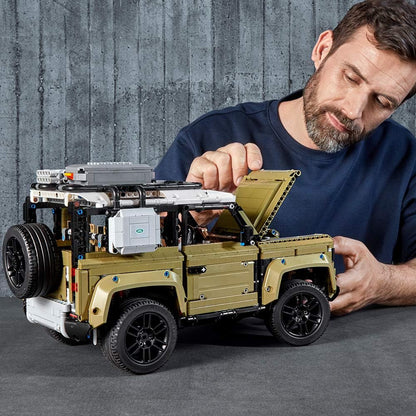 LEGO Technic Land Rover Defender 42110 Building Kit - image 7