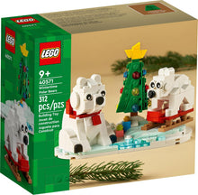 Lego Wintertime Polar Bears with Christmas Tree (40571) Holiday 2022 - image 1