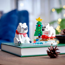 Lego Wintertime Polar Bears with Christmas Tree (40571) Holiday 2022 - image 2